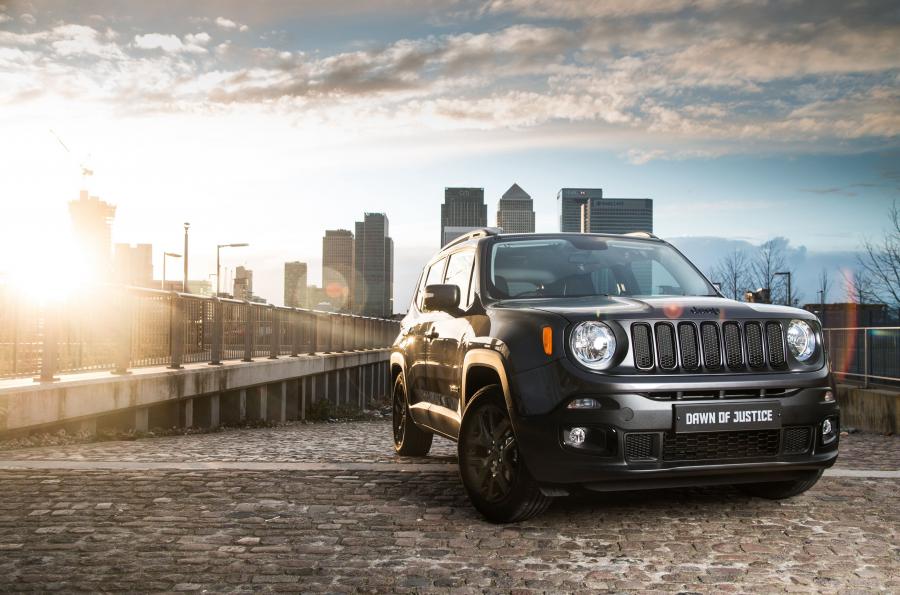 Jeep Renegade Dawn of Justice 2016 года  (UK) (фото 2 из 4)
